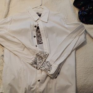 7 diamonds button up